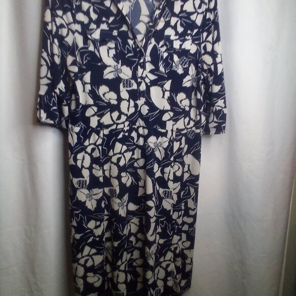Old Navy Dress L Women Short Sleeve Soft Stretch Floral Blue White - Picture 15 of 16